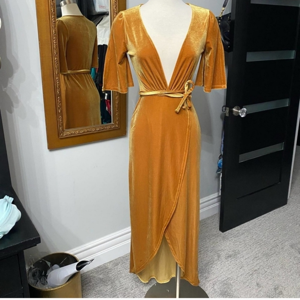 Stunning Anthropology plunging long golden mustard velvet wrap dress
